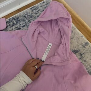 NWT: Vita pink lululemon cropped scuba